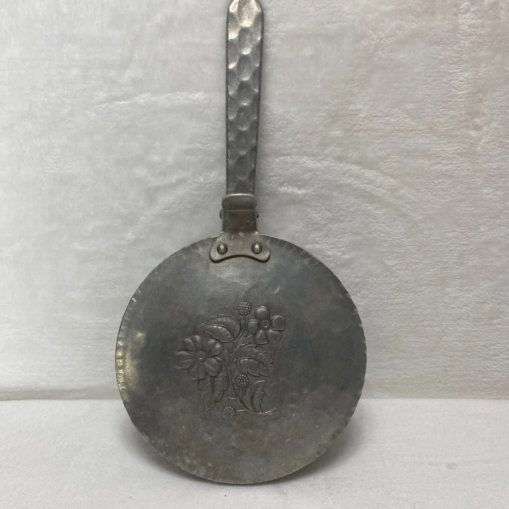 VTG Everlast Silent Butler Pan Hammered Aluminum Pot Pan with Floral Cookware